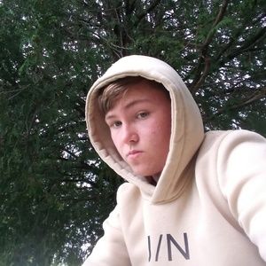 Meet your Posher, Ashton